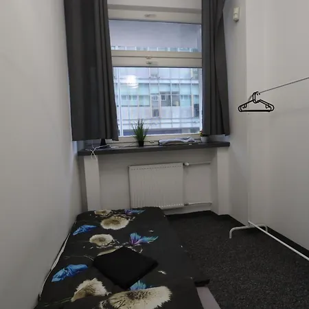 Fantastic Waw - J7 A ワルシャワ